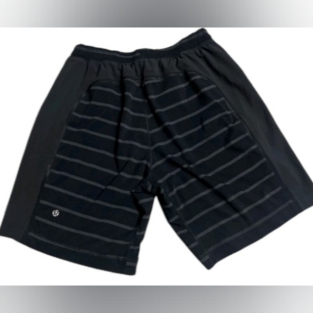LULULEMON Pacebreaker Black Striped Men's Lined Running Shorts Sz M